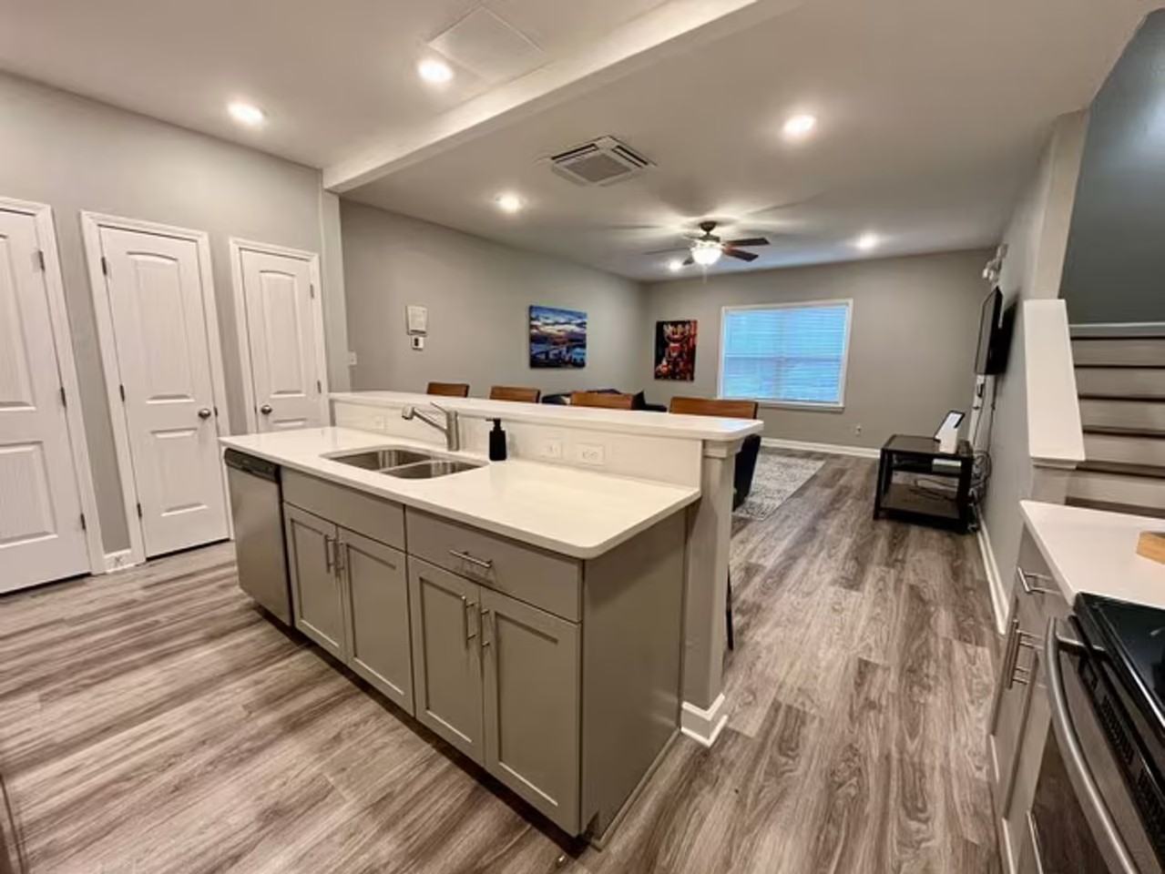 Tiger Estates - Photo 3 of 10