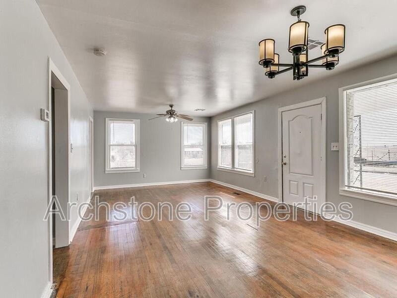 3501 Nw Liberty St - Photo 5 of 45