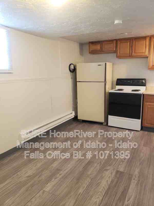 1348 1/2 Lake Ave - Photo 5 of 11