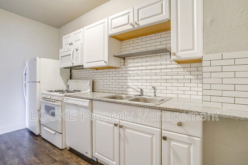 1411 6th Ave #1 - Photo 2 of 14