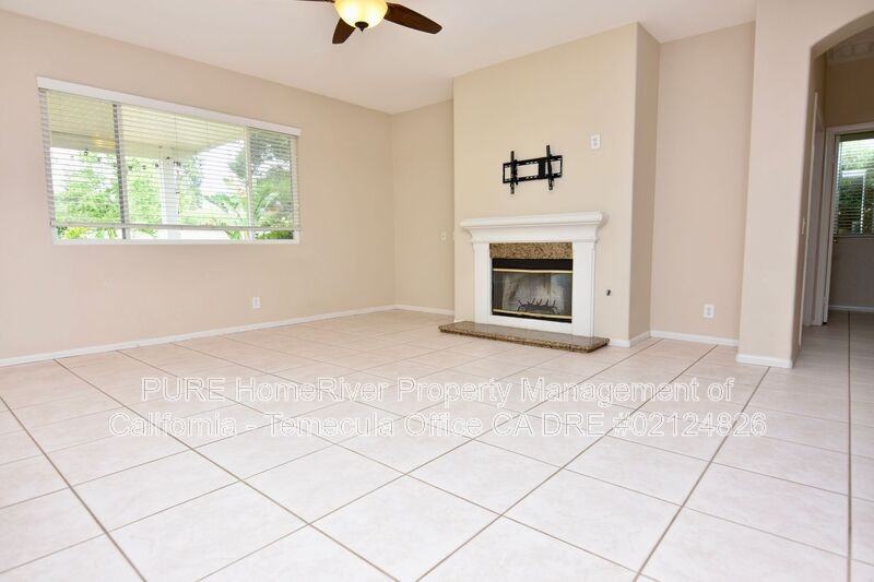 41716 Monterey Pl - Photo 5 of 24