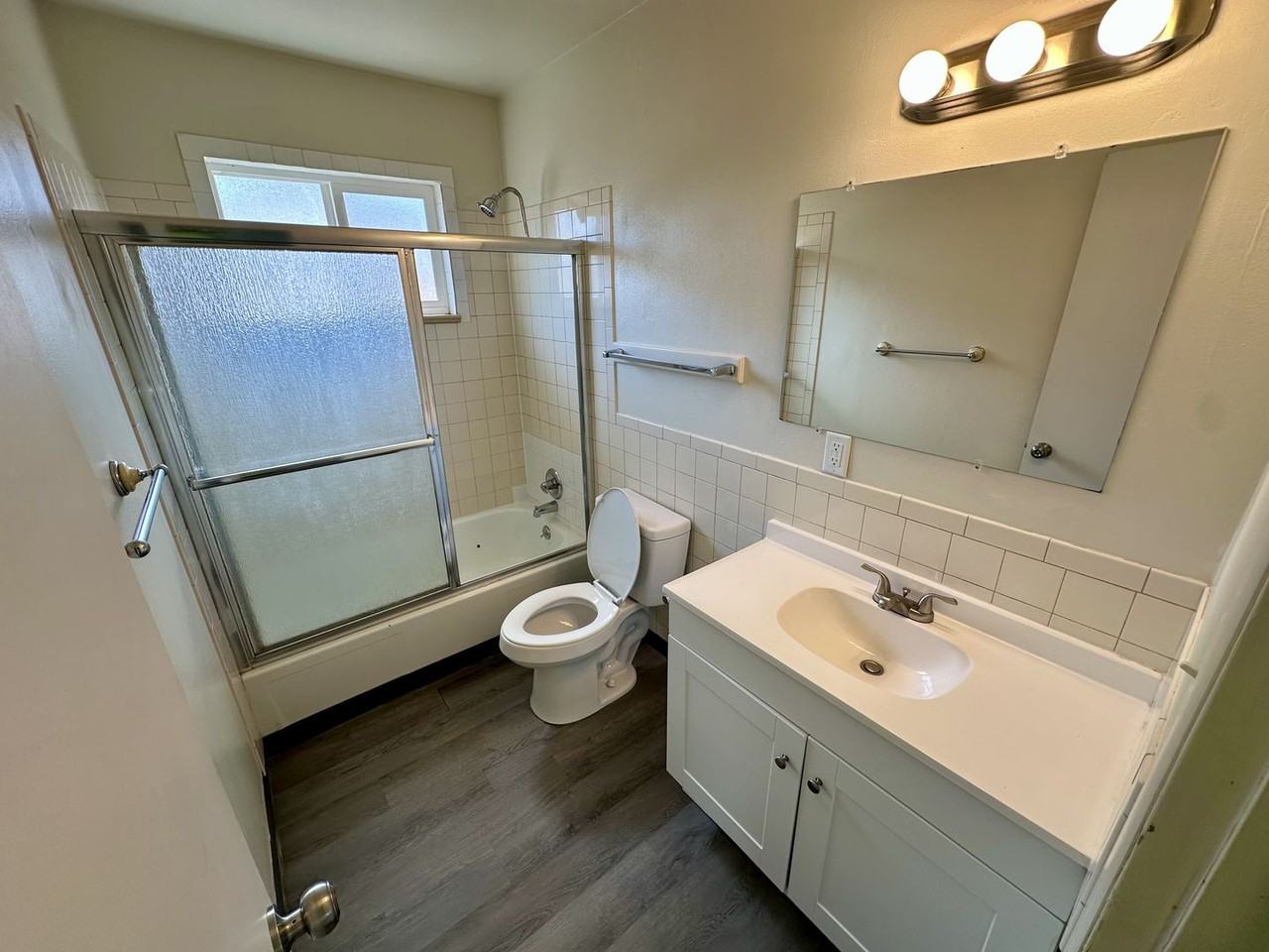 3026 W 8th Street Rd - Photo 3 of 8