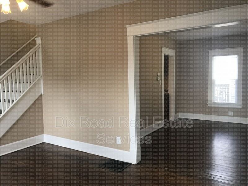 714 Poplar St - Photo 4 of 15