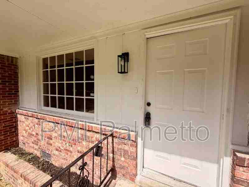 1805 Carousel Cir - Photo 4 of 27