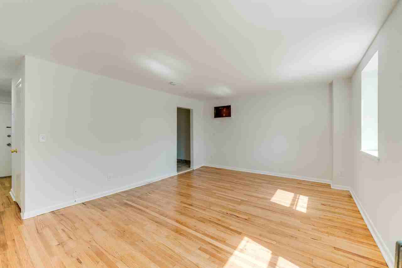 45 Linden - Photo 2 of 12