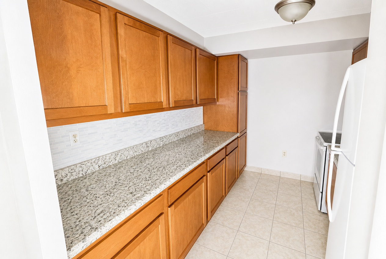 COLONIAL ARMS APARTMENTS -- 009 - Photo 4 of 45