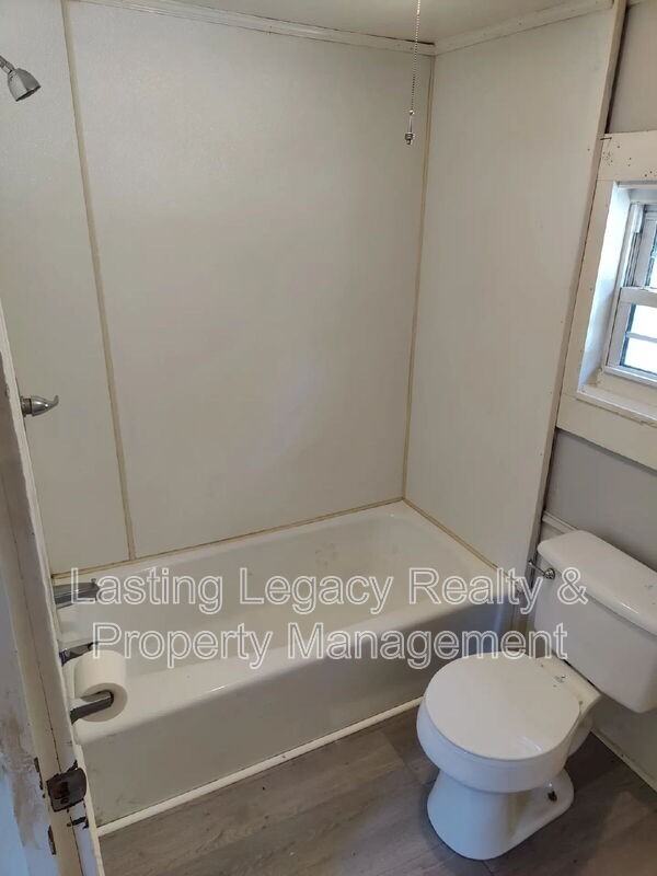 2713 Old Greensboro Rd - Photo 5 of 20