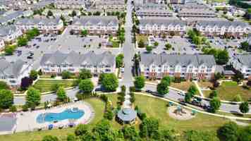 featured image of 101 Colonnade St