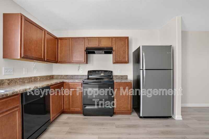 1168 Brooksridge Way - Photo 2 of 37