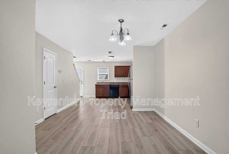 1168 Brooksridge Way - Photo 3 of 37
