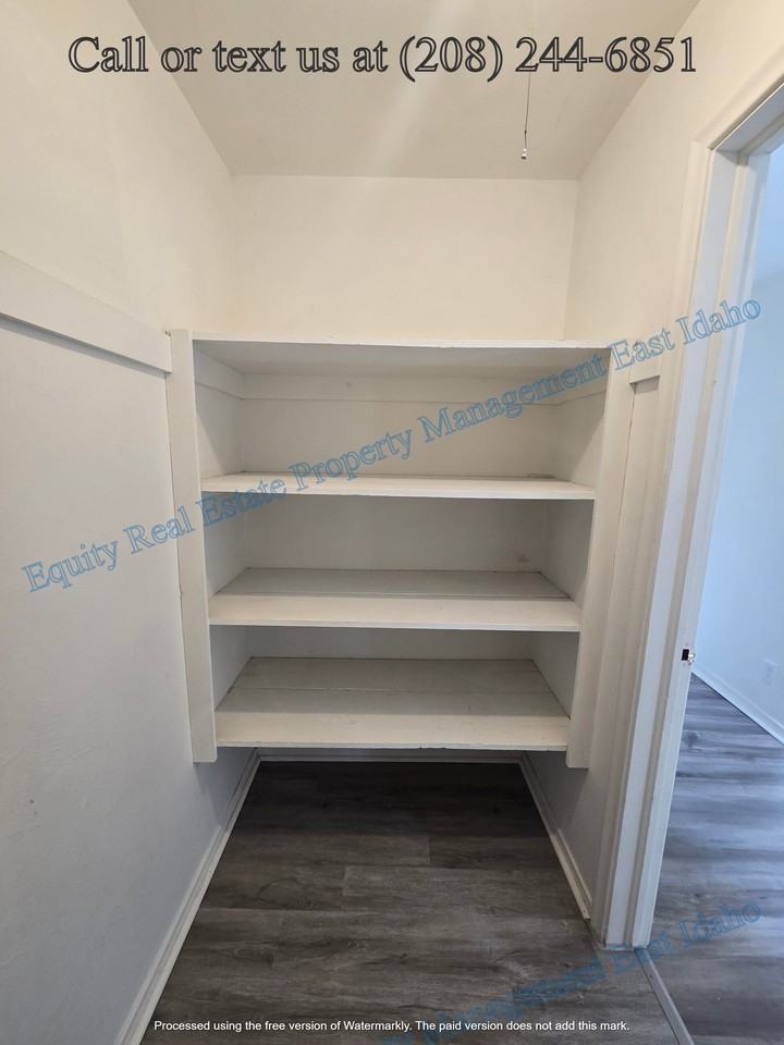 ID - 229 S. Garfield - LB - Photo 2 of 26