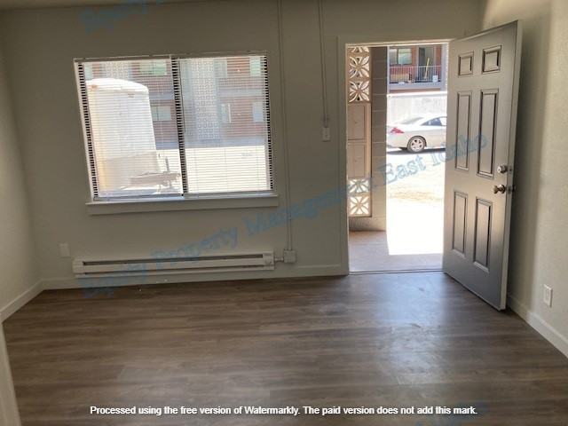 ID - 1335 S 5th Ave - LB - Photo 2 of 32
