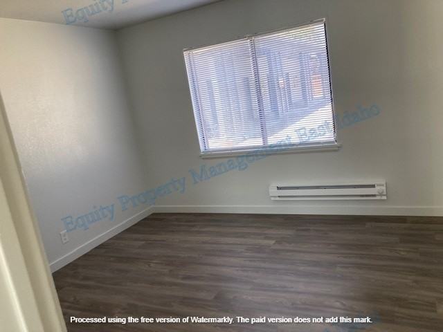 ID - 1335 S 5th Ave - LB - Photo 6 of 32
