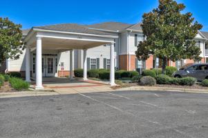 featured image of 1425 Lee Beard Way