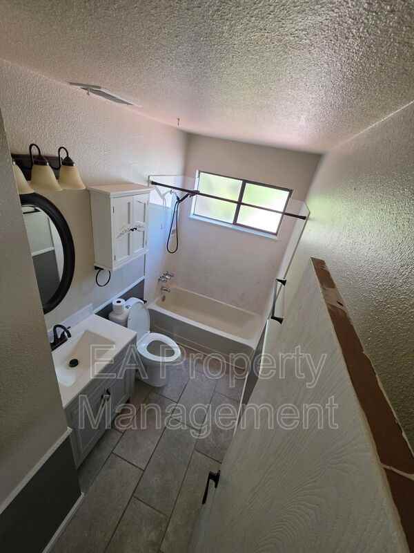 4819 Platinum Loop Ne - Photo 7 of 17