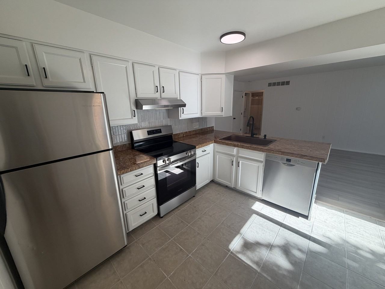 2461 S XANADU WAY - Photo 5 of 19
