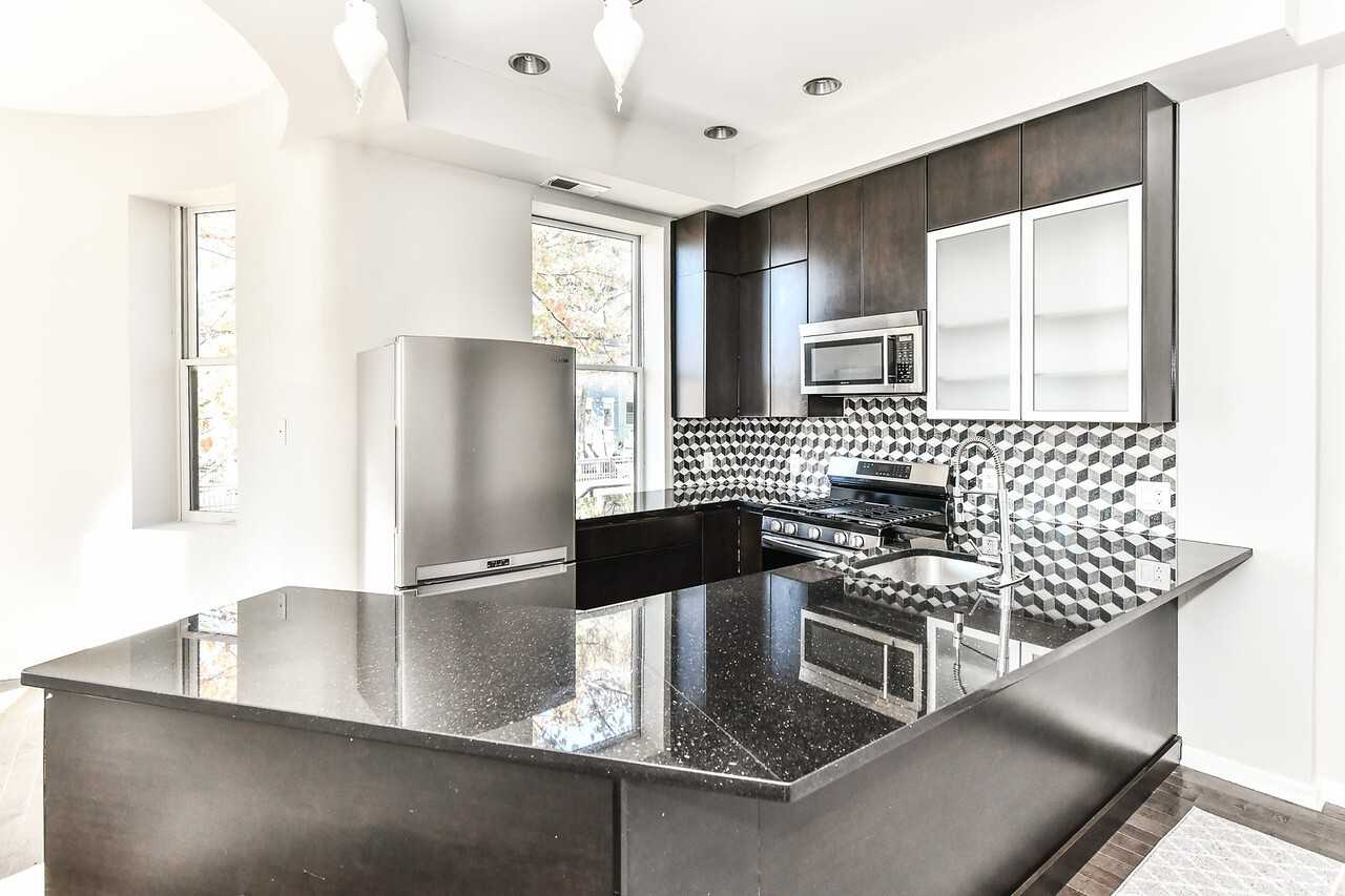 2 S Street NE, #2 (DC) - Photo 4 of 19