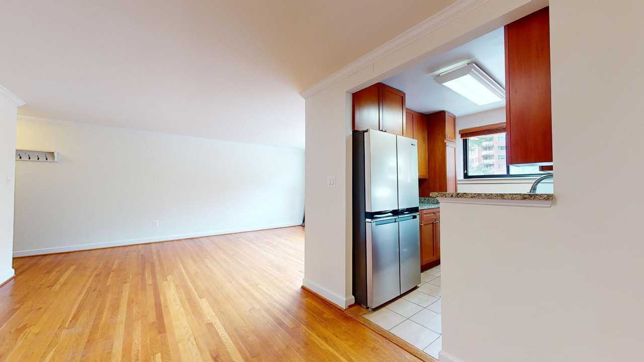 2725 39th St NW, #403 (DC) - Photo 6 of 19