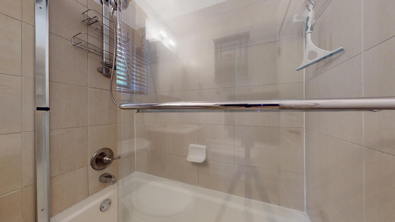 2725 39th St NW, #403 (DC) - Photo 3 of 18