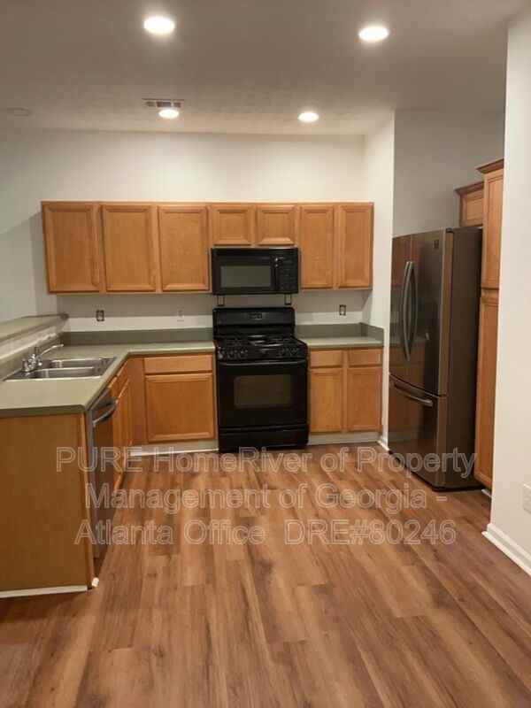 768 Brookside Parc Ln - Photo 4 of 17