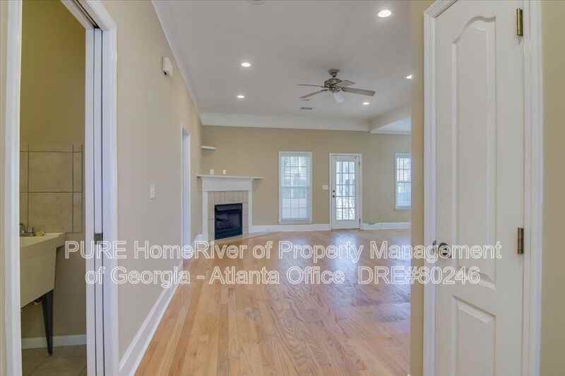 1018 Ossabaw Ct - Photo 6 of 32