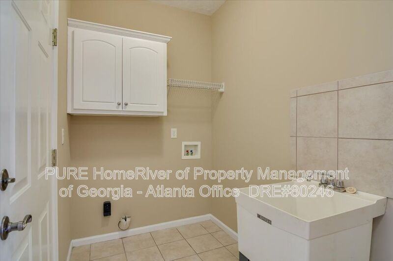 1018 Ossabaw Ct - Photo 7 of 32