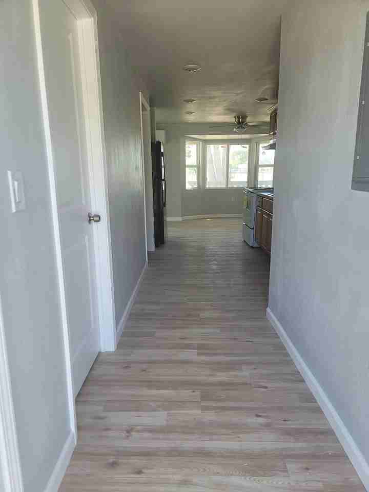 500 East Country Club Road Unit B - Photo 3 of 17