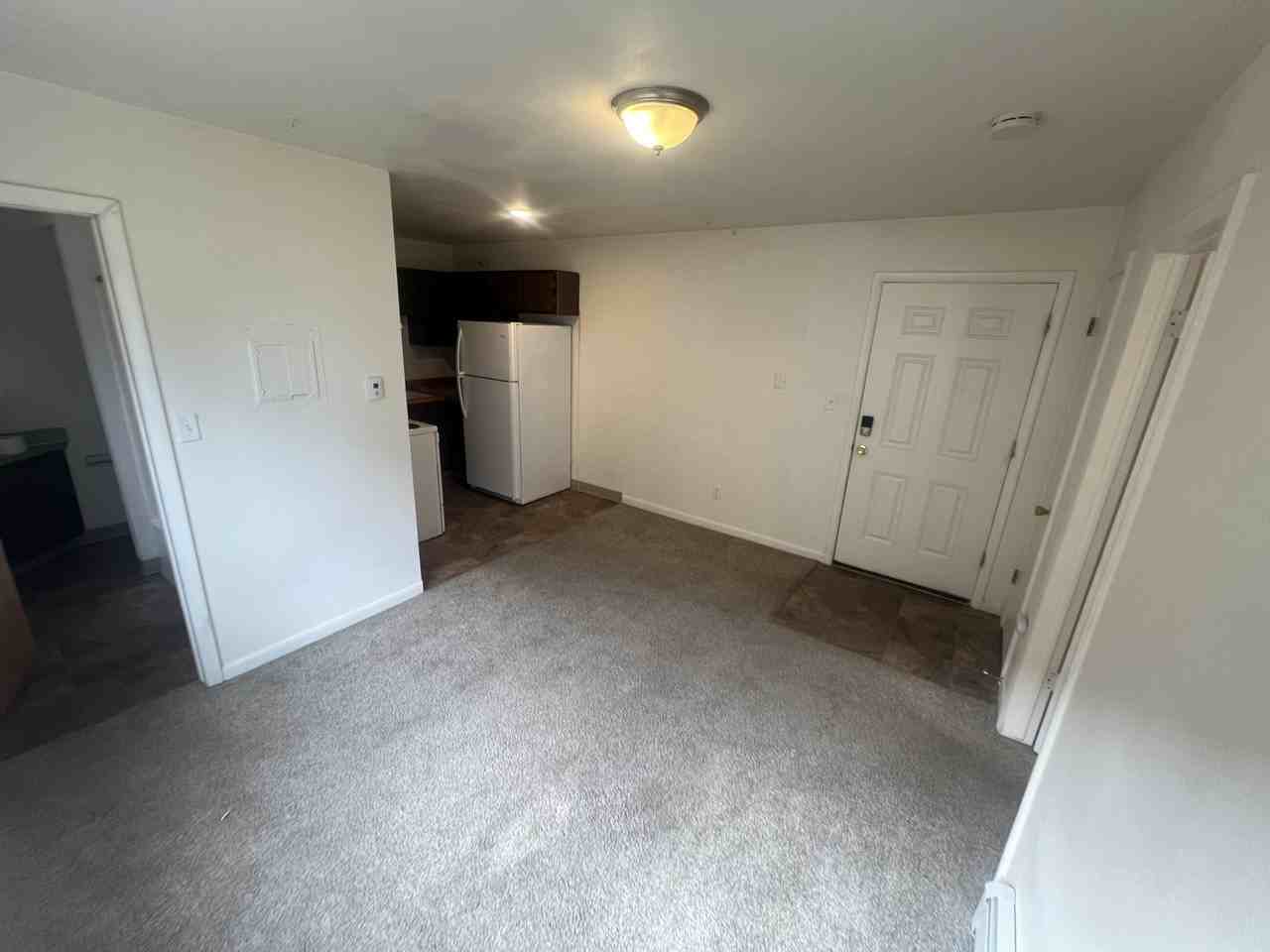 2025 4th Avenue - Photo 3 of 9