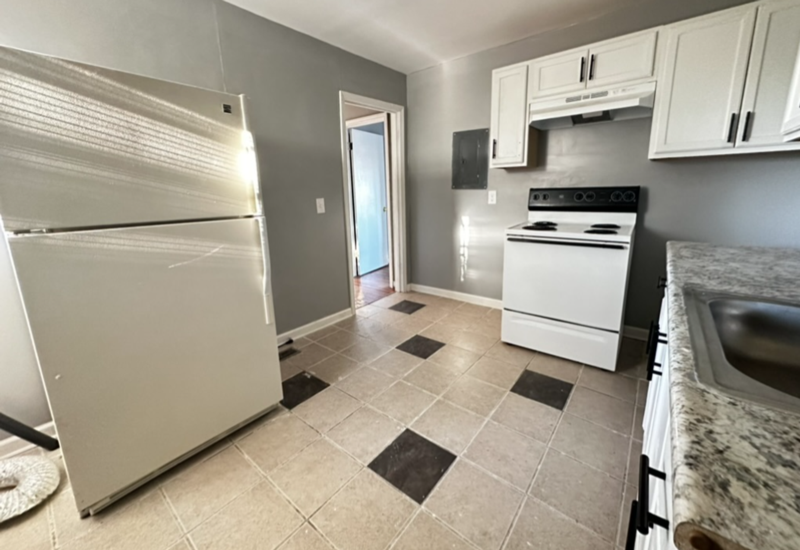 1020 Columbia St #A - Photo 6 of 7