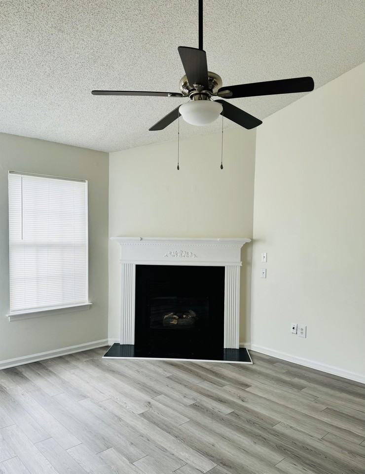 2607 Bluff View Drive Unit B - Photo 6 of 14