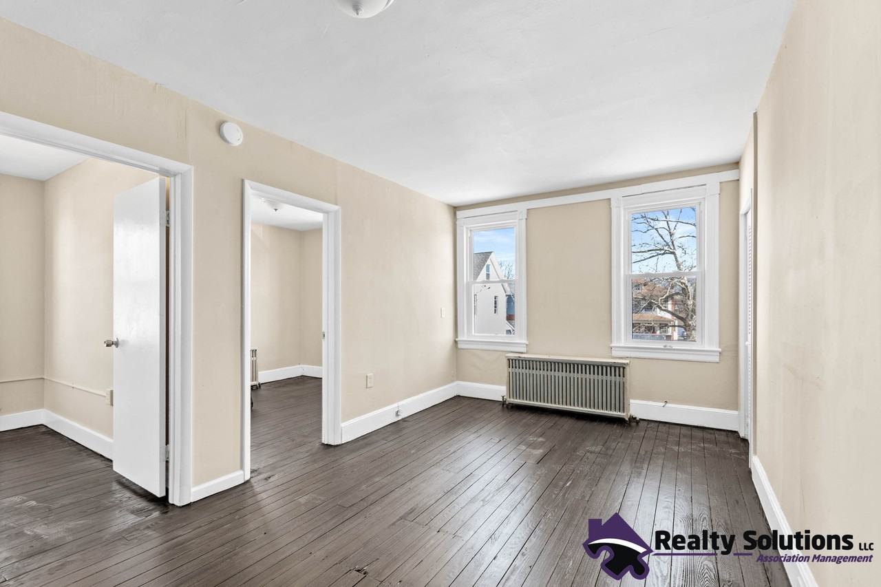 417 N Delaware Street - Photo 4 of 14