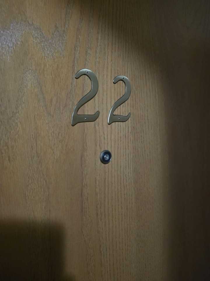 313 E Market St - Photo 3 of 12