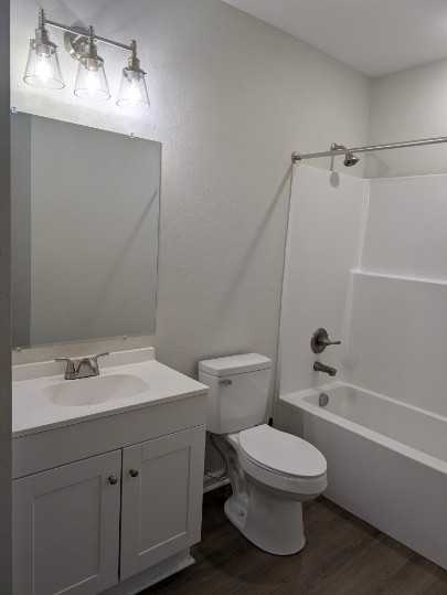 1106 South Mitchell Street - Photo 5 of 14