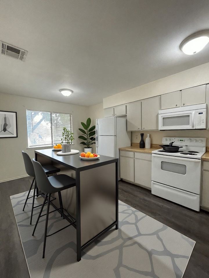 500 Burton Ave - Photo 4 of 23