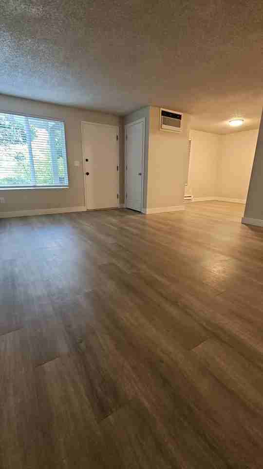 2790 Nw 29th St #C - Photo 6 of 20