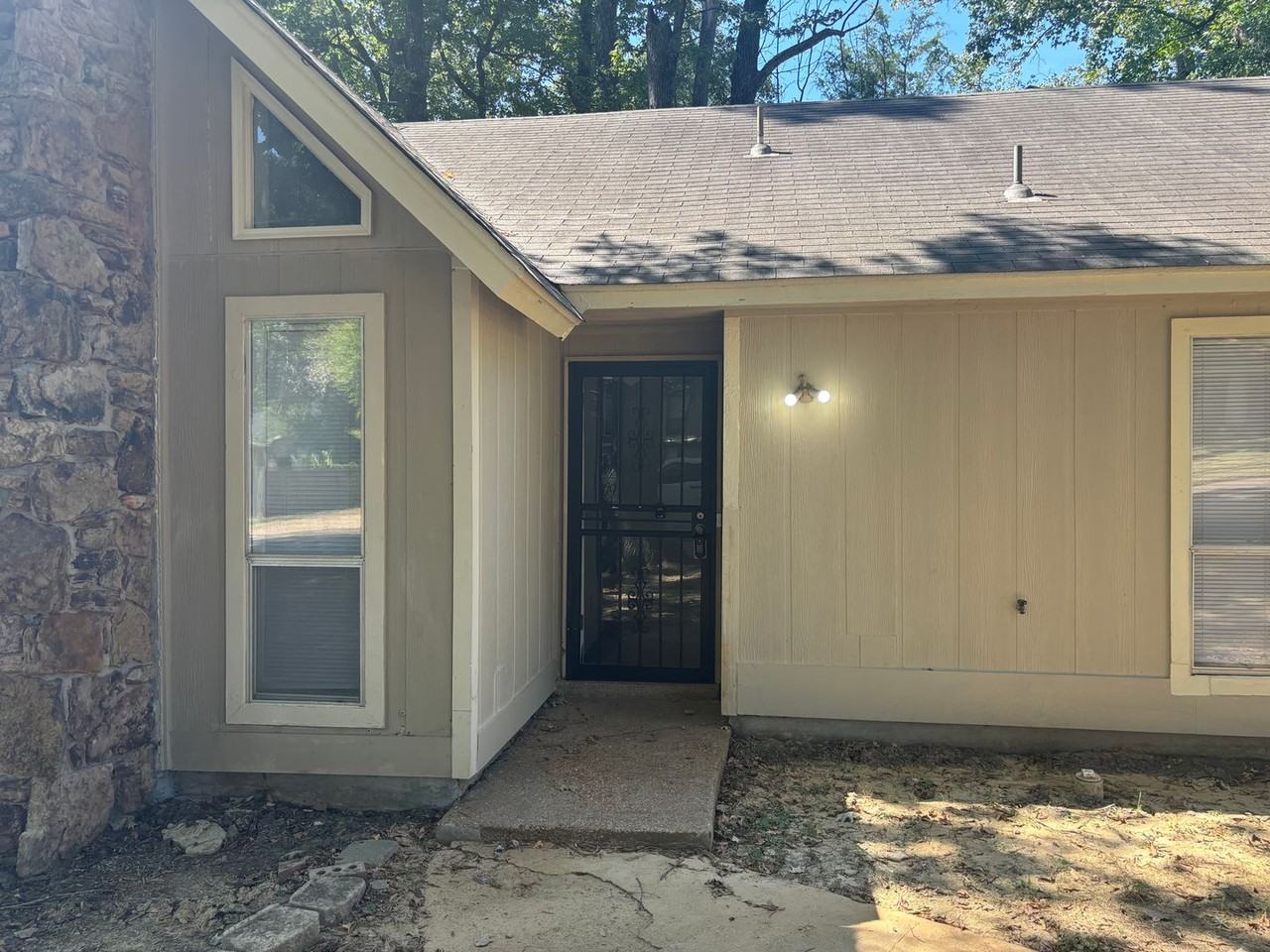 4311 Hunt Cliff Trce - Photo 6 of 27