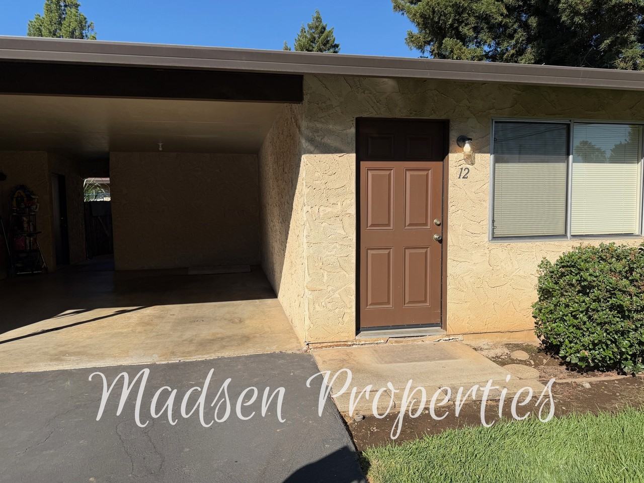 205 W Lassen Avenue - Photo 3 of 17