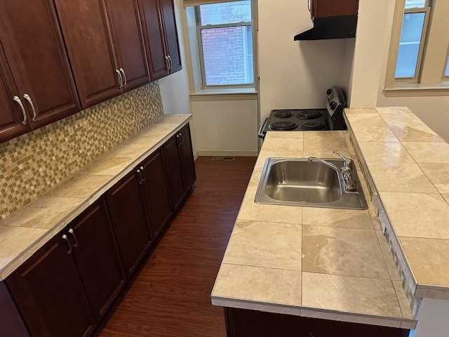 4708 Chestnut Street - Photo 6 of 11