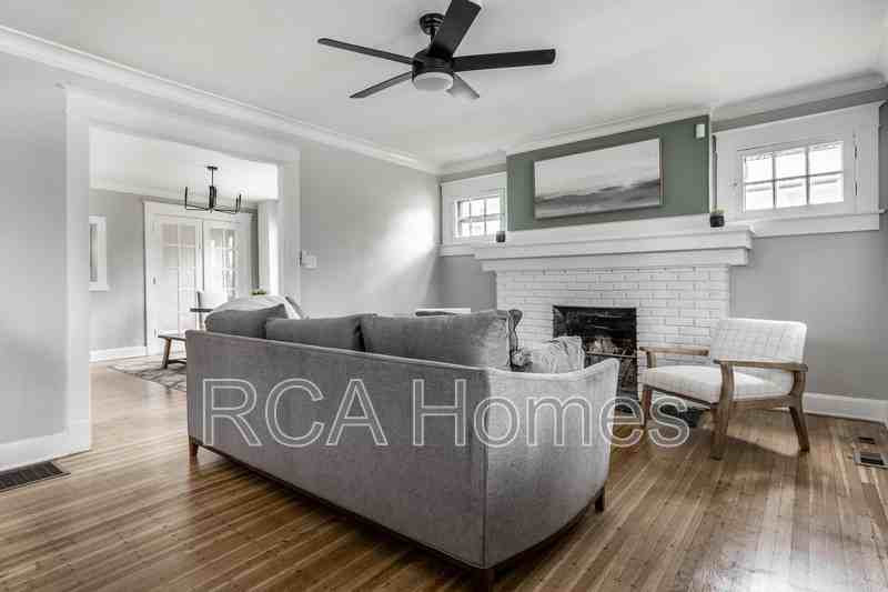 3272 N College Ave - Photo 3 of 21