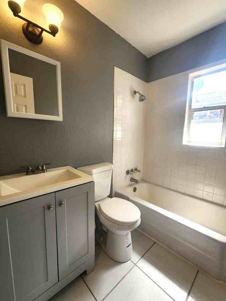 2996 Francis Avenue - Photo 4 of 5