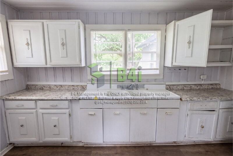 1550 Zebulon Rd - Photo 4 of 9