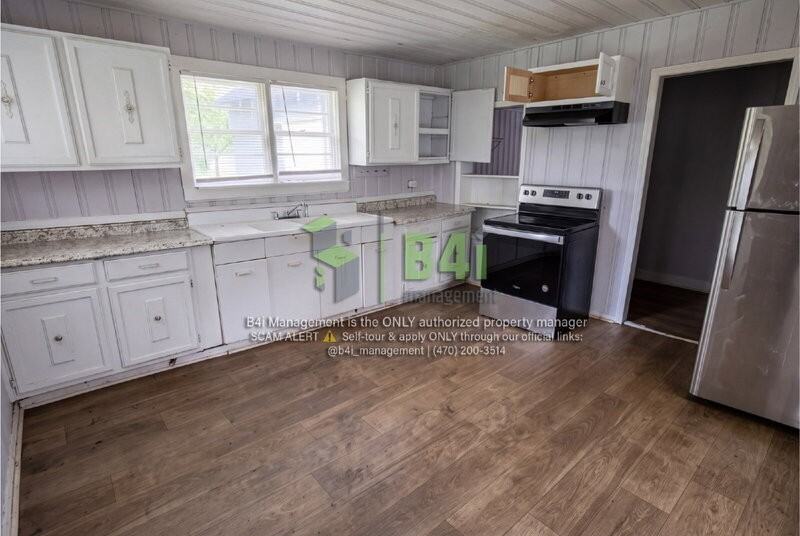 1550 Zebulon Rd - Photo 5 of 9