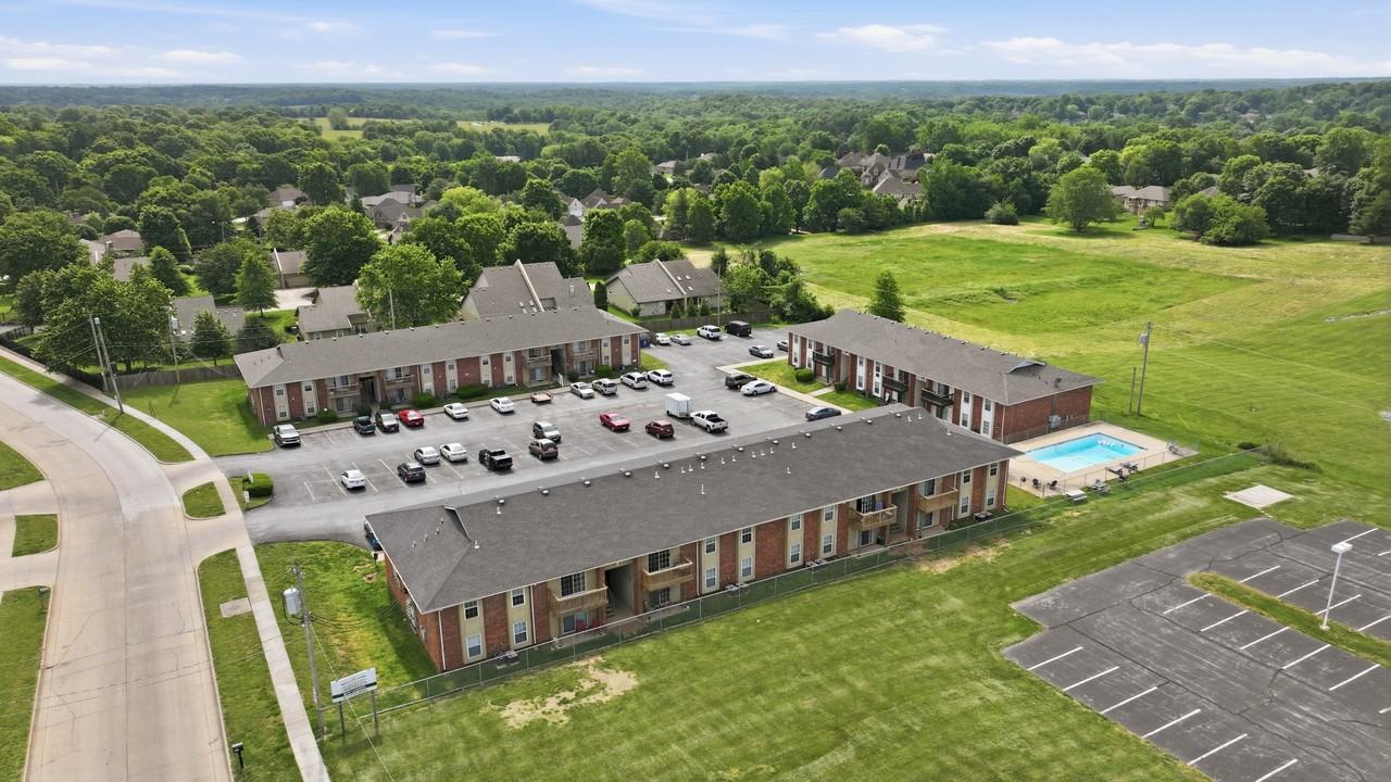 Meadowview Apartments - Photo 4 of 24