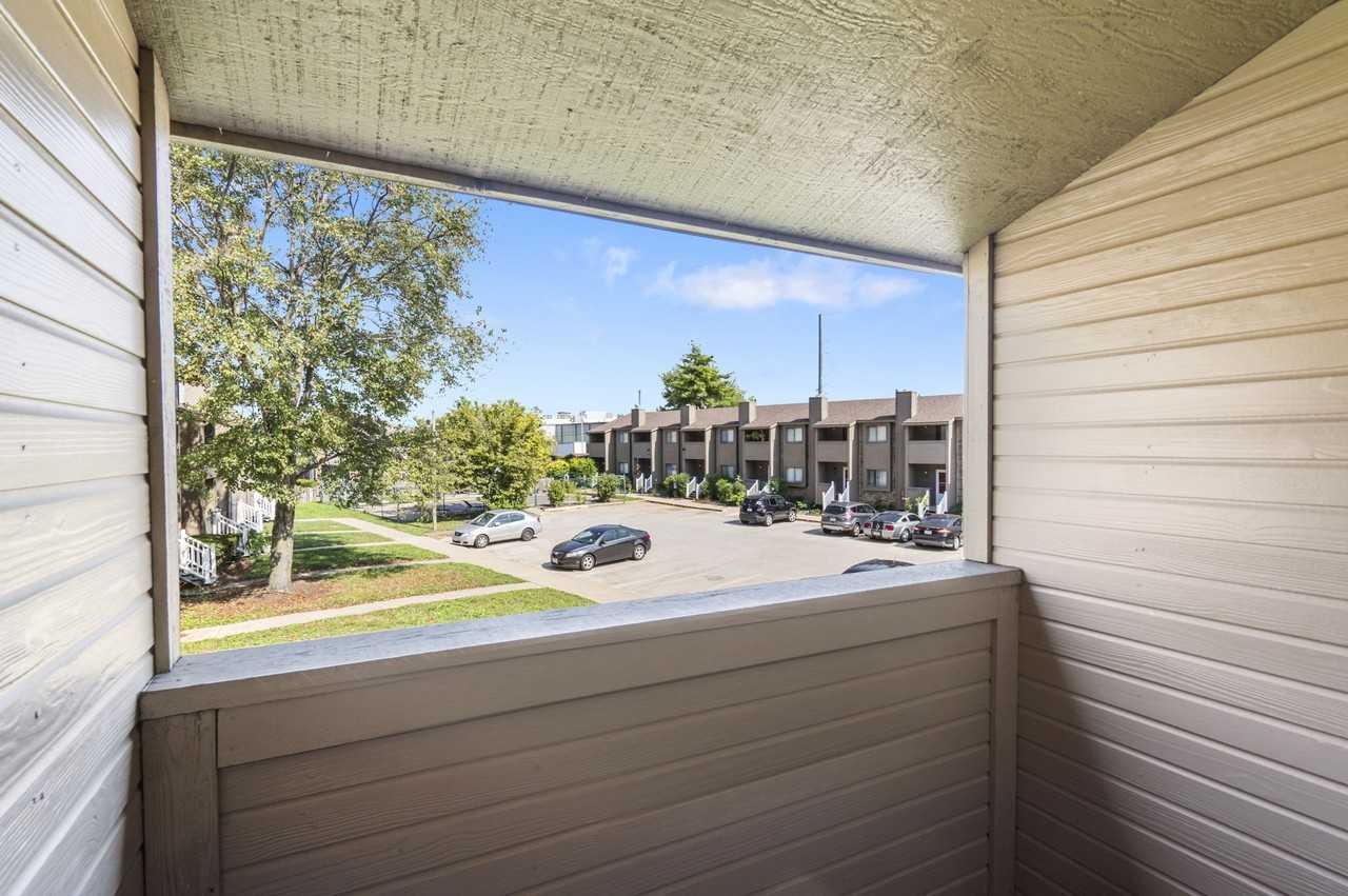 The Grove Townhomes - Photo 4 of 7