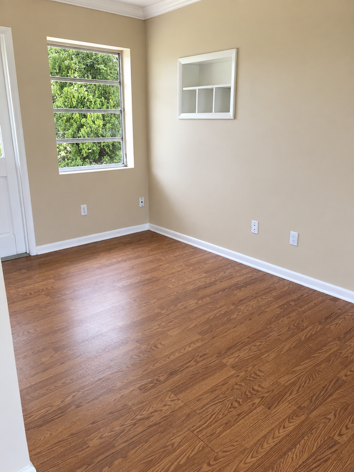 815 Radcliff St - Photo 3 of 16
