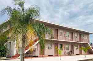 featured image of 526 Nw 12th Ave