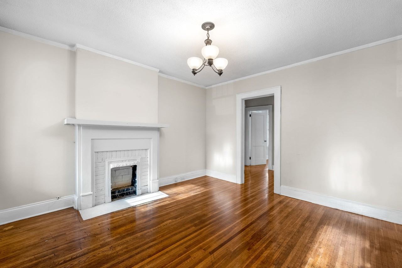 444 Walnut Avenue - Photo 4 of 25