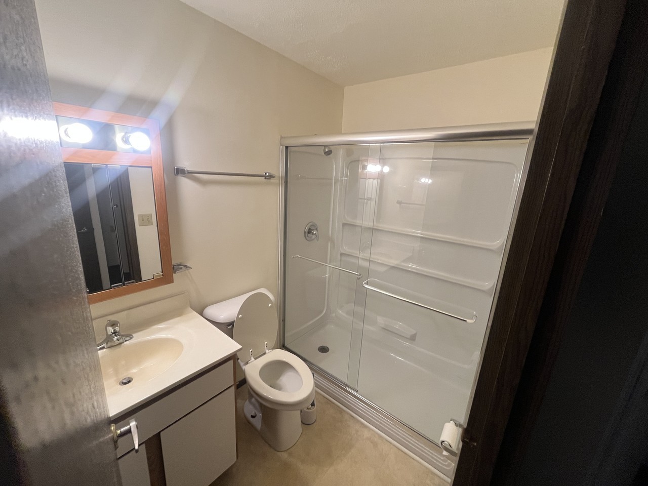Broadway Court I (MARKET) - Photo 5 of 42