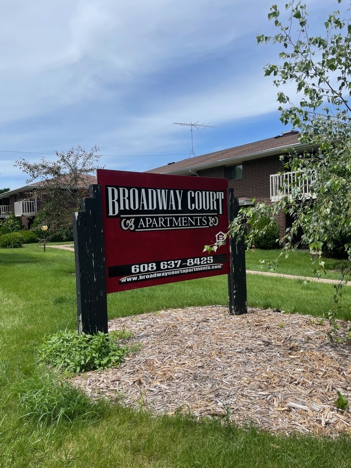 Broadway Court I (MARKET) - Photo 7 of 42
