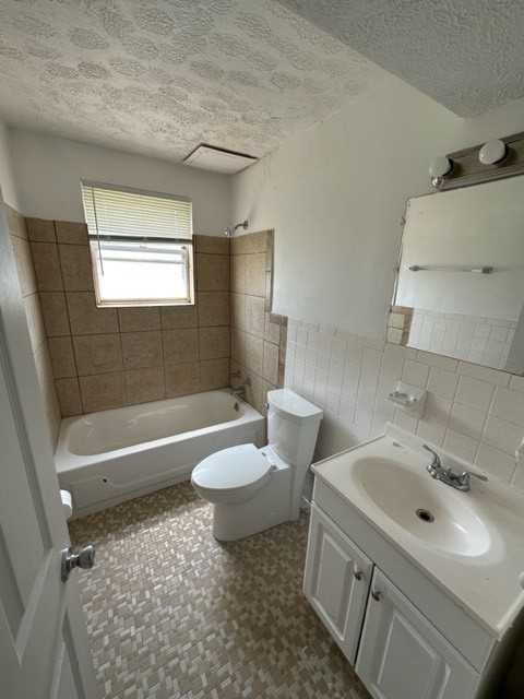 3013 Middale Lane - Photo 4 of 18
